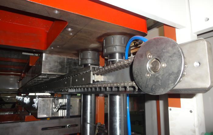 Thermoforming Bowls Machine